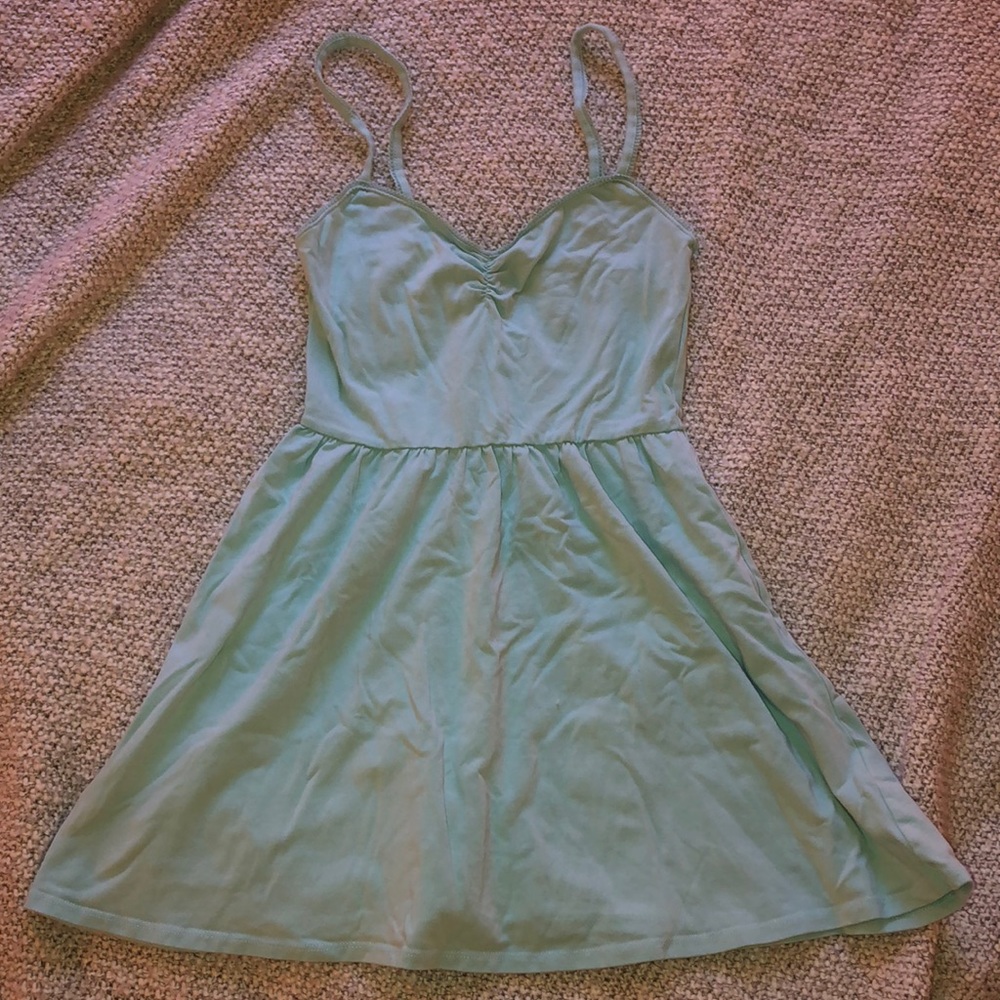 mint green dress